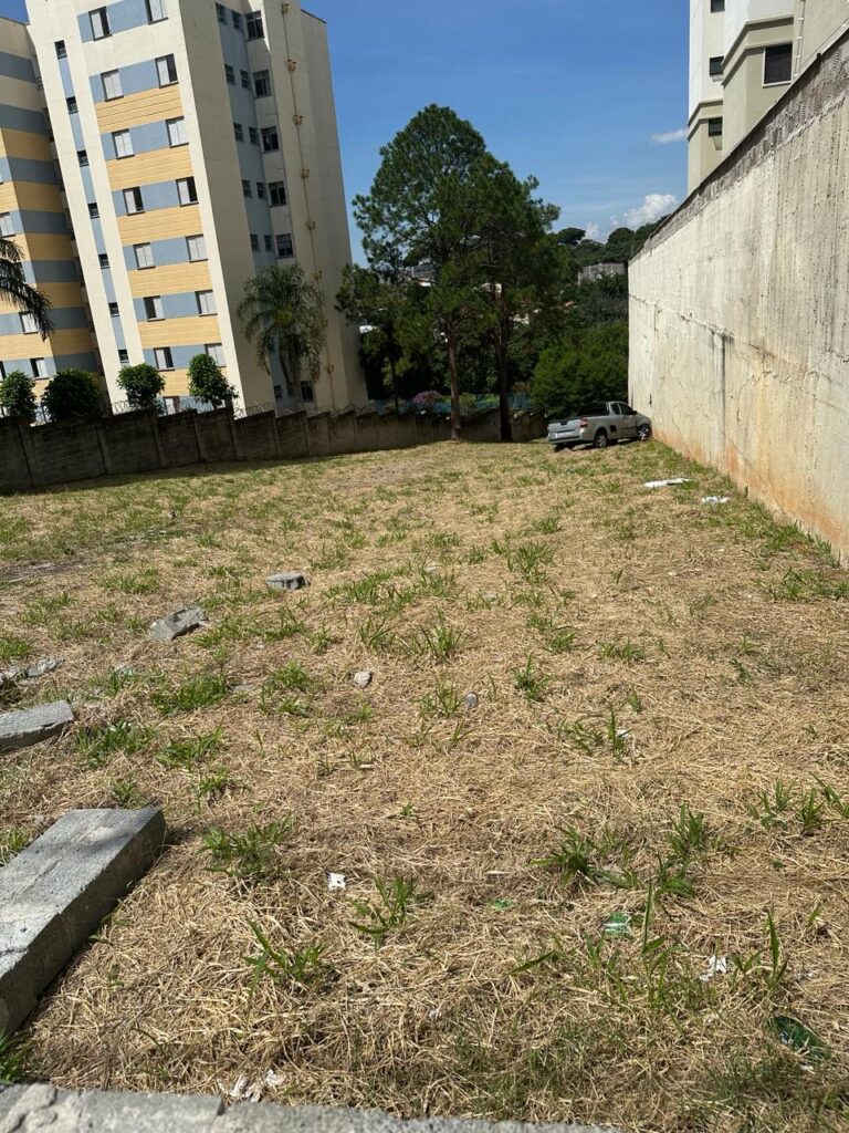 Colisão no Jardim América deixa vítima inconsciente