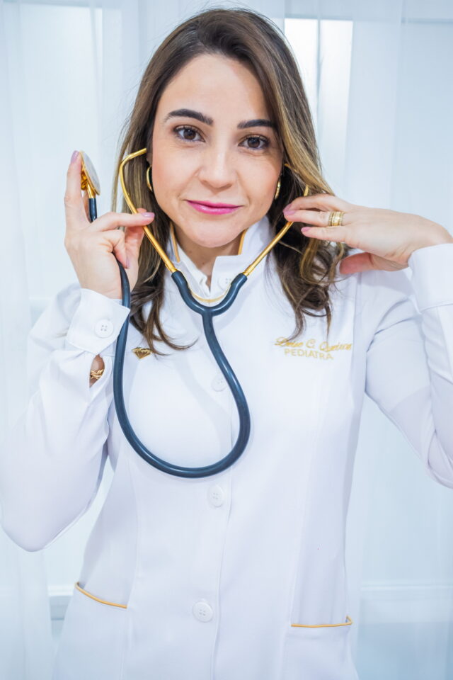 Especial Mulheres Médica Deise Cristine de Medeiros Queiroz