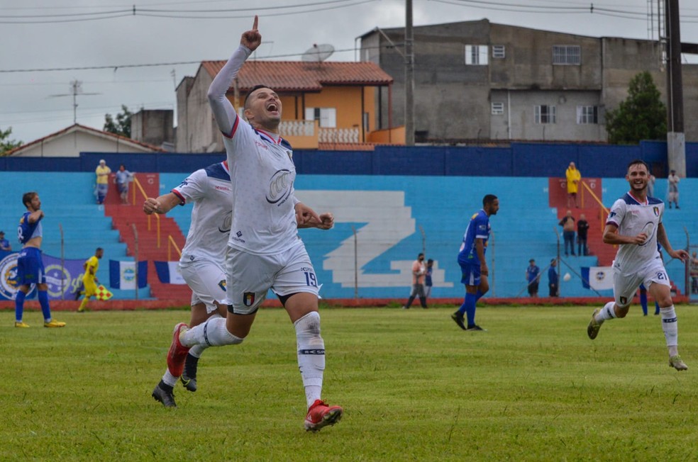 Águia vacila no final e leva virada do União Suzano na estreia do Paulistão!