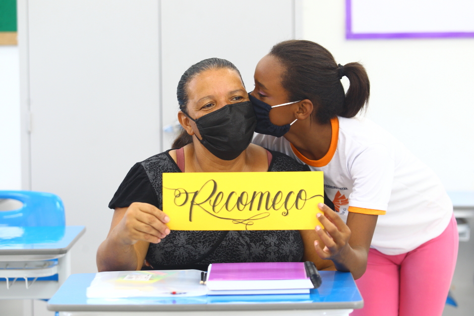 Recomeço: EJA está com inscrições abertas em São José