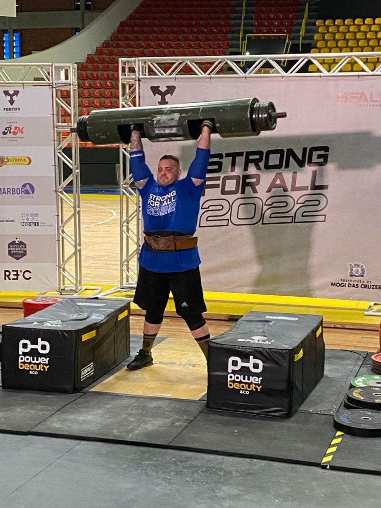 Atleta Do Vale Sobe Ao P dio Em Evento Internacional De Strongman 