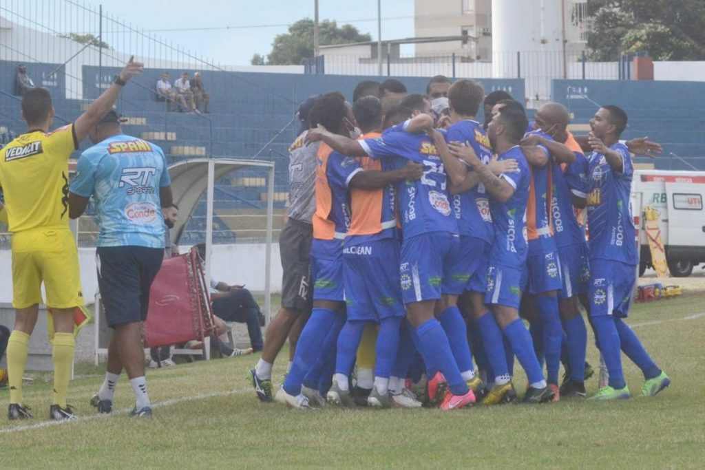 Gol de Pedro Demarchi garante vitória da Águia contra Barretos no Martins Pereira
