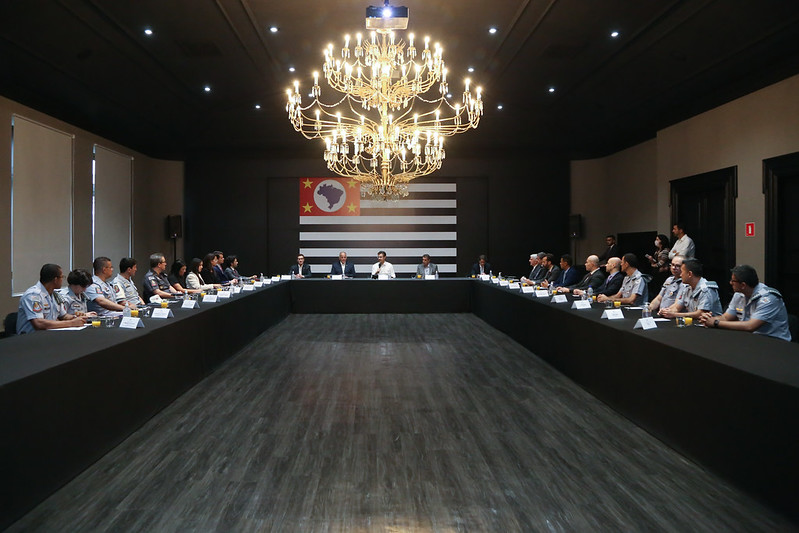 Governador Rodrigo Garcia cria força-tarefa entre forças de segurança e empresas de delivery