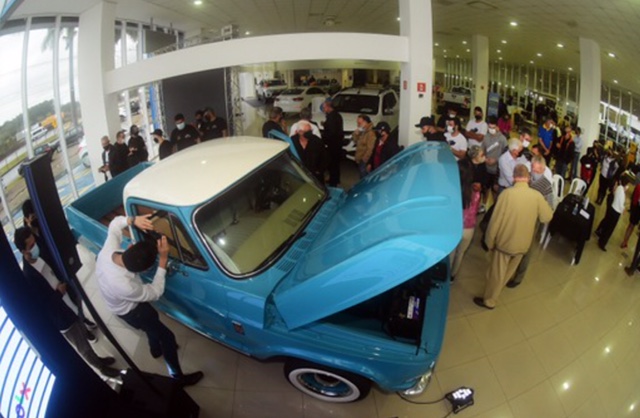 “Possante Novo” é a exposição gratuita de carros antigos em shopping de São José dos Campos