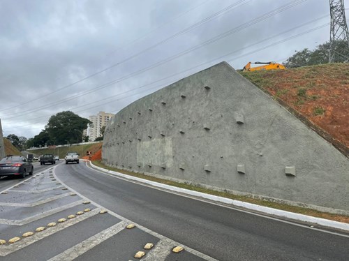 Anel viário será interditado na noite desta quinta para demolição de paredão de concreto