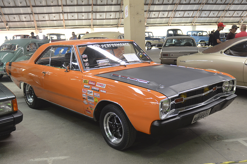 Exposição de 300 carros antigos será domingo no Parque da Cidade