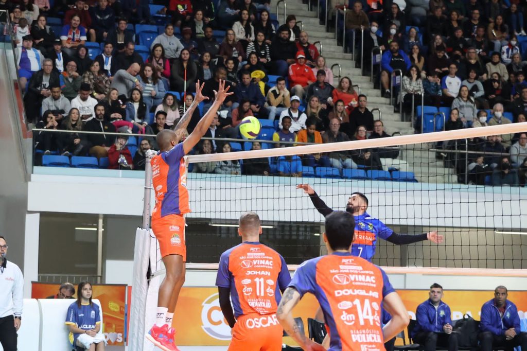 Na Arena, Vôlei São José vence o Santo André por 3 a 0 pelo Paulista