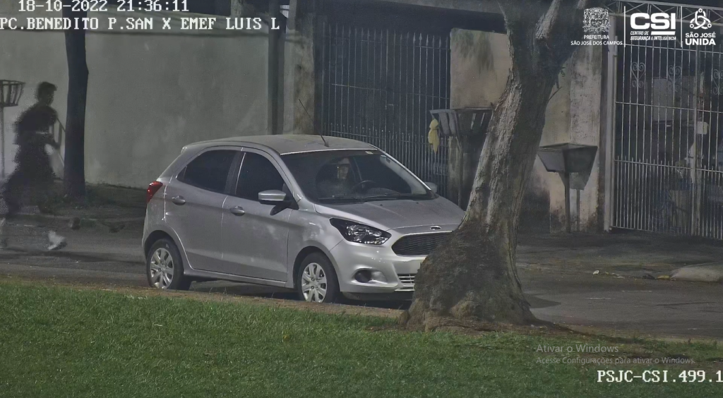 Carrou roubado em Caçapava é identificado pelas câmeras no Galo Branco e homem é preso!