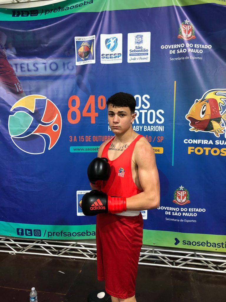 Felipe Ignácio é campeão de boxe nos Jogos Abertos e garante mais um ouro para São José dos Campos