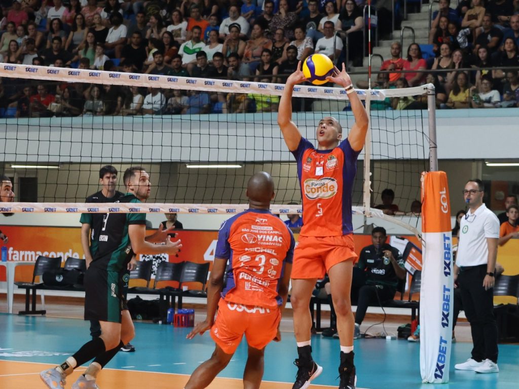 No esporte, São José perde no NBB e vence pela Superliga!