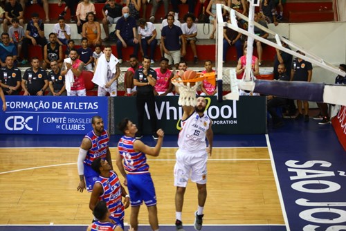 São José Basketball supera Fortaleza e garante primeira vitória em casa no NBB!