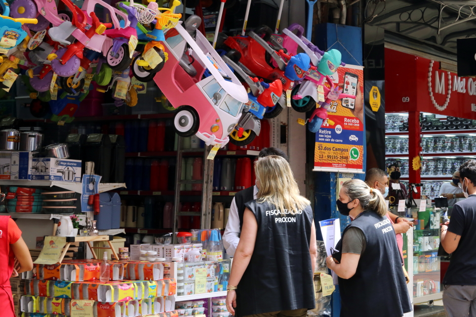 Vai às compras Pesquise, mesmo brinquedo tem diferença de preço de 192, informa Procon