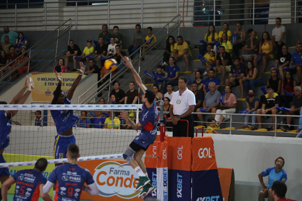 De virada, Vôlei São José perde para o Araguari fora de casa por 3 a 1 e deixa zona de classificação da Superliga