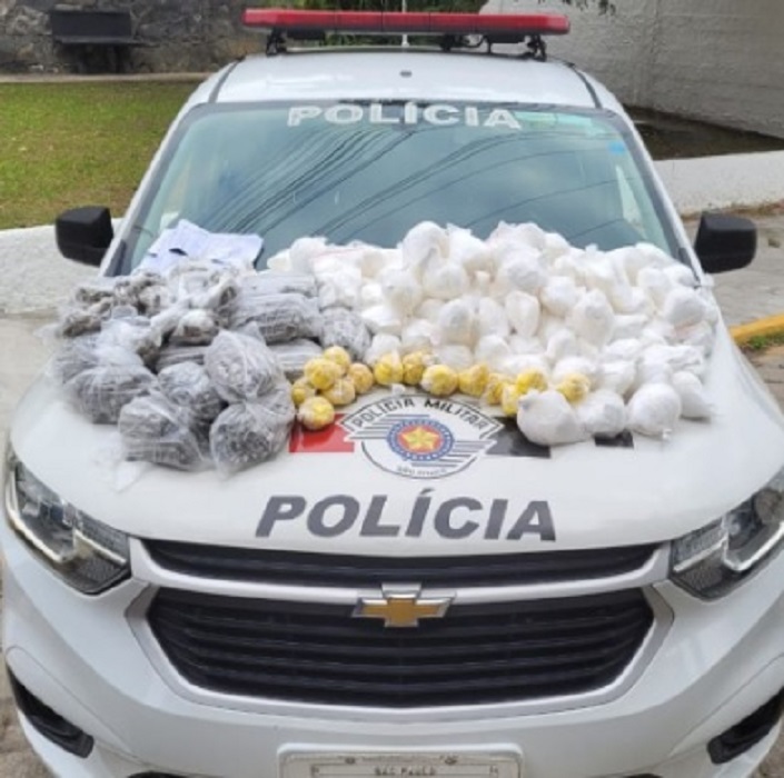 Homem é preso em São Sebastião com 18 kg de droga escondidos em 'cofre' dentro do carro