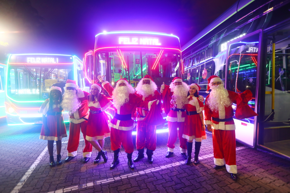 Caravanas fazem últimos passeios especiais no Expresso de Natal