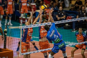 Em jogaço decidido no tie-break, Vôlei São José vence Campinas e avança à semifinal da Copa Brasil