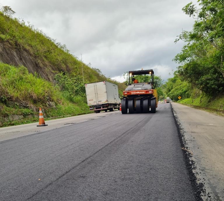 Rodovia Rio-Santos recebe melhorias de Ubatuba ao Rio de Janeiro
