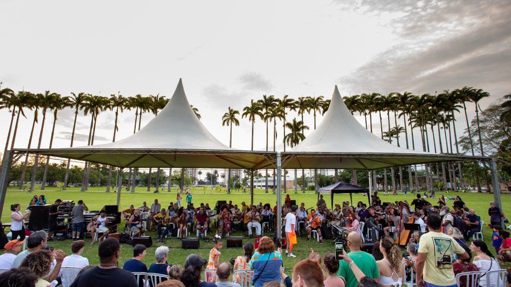 Com tributo a Raulzito e Zé Ramalho, 'Música ao Pôr do Sol' ganha festival às sextas e sábados!