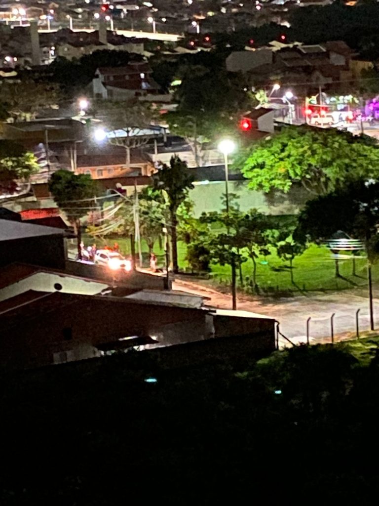 Homem é assassinato com tiros na cabeça no Bosque dos Eucaliptos