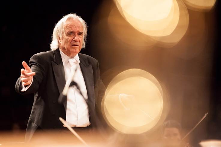 Maestro João Carlos Martins é atração nos 99 anos do Vicentina Aranha