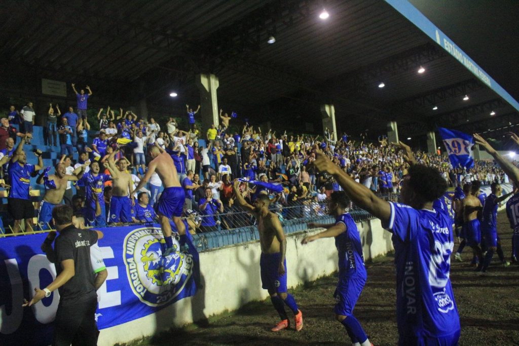 Ingressos esgotados para São José e Grêmio Prudente. Hoje tem treino aberto à torcida!