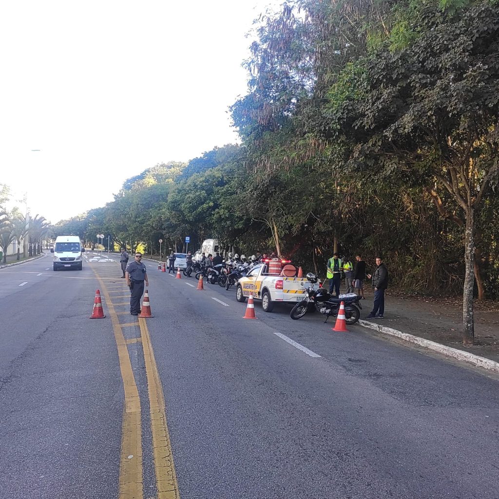 Operação conjunta resulta na apreensão de mais um veículo de transporte escolar clandestino em São José