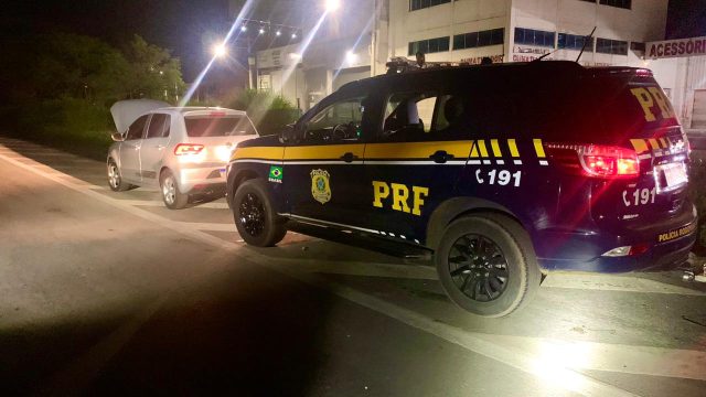 Polícia Rodoviária Federal recupera automóvel subtraído em São José dos Campos