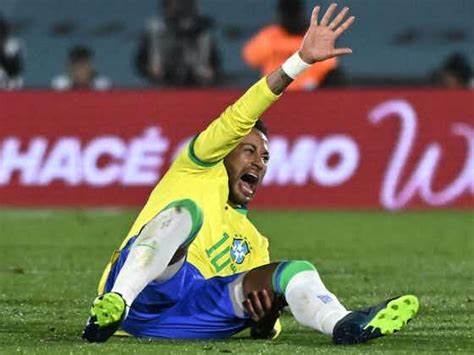 Neymar passa por cirurgia nesta quinta em Belo Horizonte