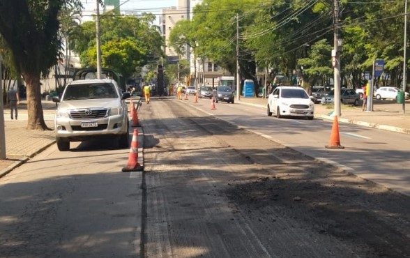 Obras de recapeamento em São José geram controvérsias entre motoristas