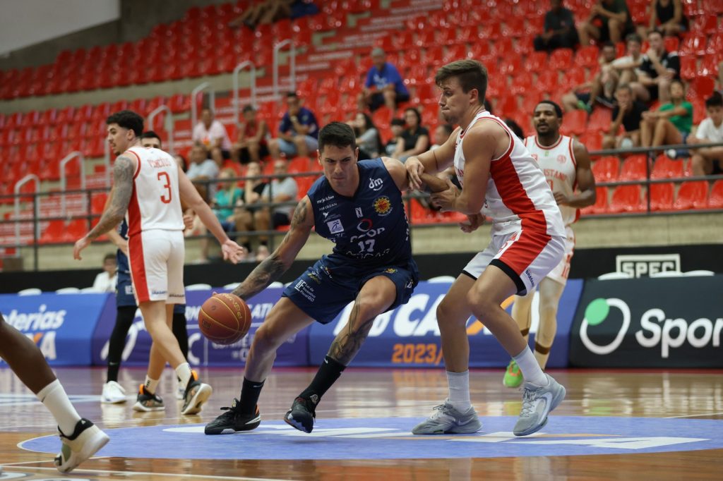 São José Basketball perde para o Paulistano no último jogo do ano