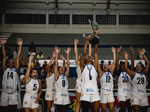 Basquete feminino: São José encara o atual campeão nacional