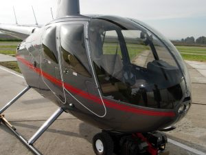 Helicóptero desaparece entre Ilhabela e Serra do Mar: Buscas intensificadas pelas autoridades