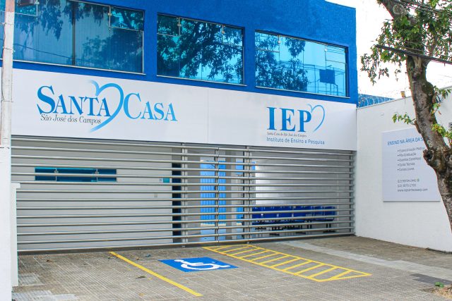 Santa Casa de São José dos Campos abre inscrições para bolsas do curso técnico em Enfermagem