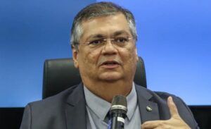 Brasília Dino toma posse como ministro do STF