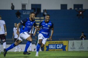 Líder Águia goleia Juventus por 5 a 0 em noite de festa no Martins Pereira