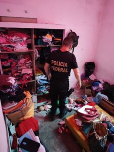 PF realiza operação contra tráfico internacional de drogas em São José dos Campos