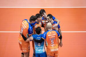 Vôlei São José vence e se mantêm vice líder da Superliga bet7k