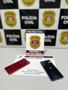 Bandido extorque fingindo ser policial, mas policial que ele fingiu ser o prende em flagrante