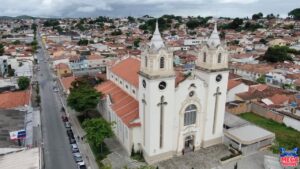 Concurso em Cruzeiro tem 523 vagas e salário de até R$ 16,7 mil