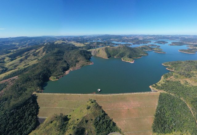 Justiça nega posse de área ribeirinha à usina hidrelétrica de Paraibuna