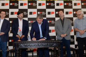 Tarcisio anuncia construção de 2371 novas casas em SJC e região