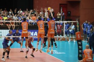 Vôlei São José vence Joinville e garante posição na próxima fase