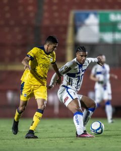 Águia empata com Água Santa, mas ao menos marca primeiro gol