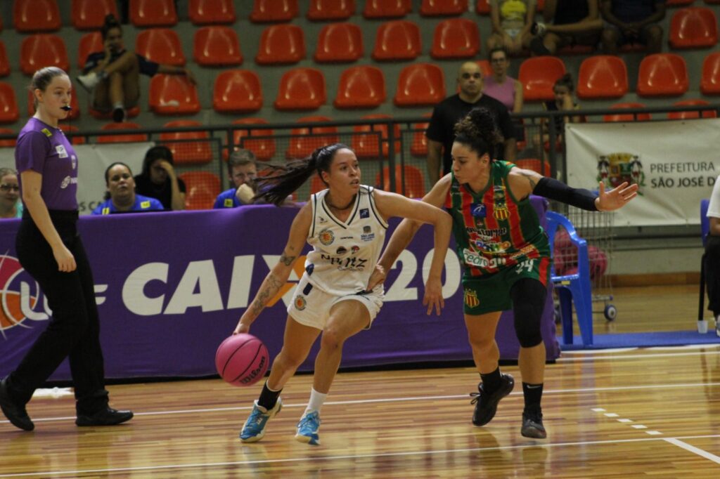 Basketball feminino busca reabilitação na Liga de Basquete Feminino