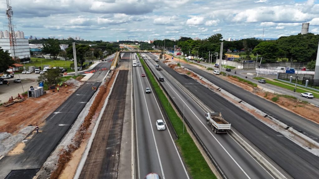 CCR entrega trecho da nova pista expressa entre Jacareí e São José dos Campos