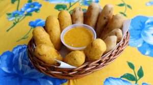 12° Festa do Bolinho Caipira é atração em Jacareí!