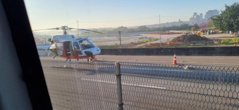 Acidente grave interdita Via Dutra em São José dos Campos