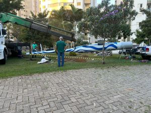 Instalação da nova central de serviços inteligentes na Praça Ulisses Guimarães