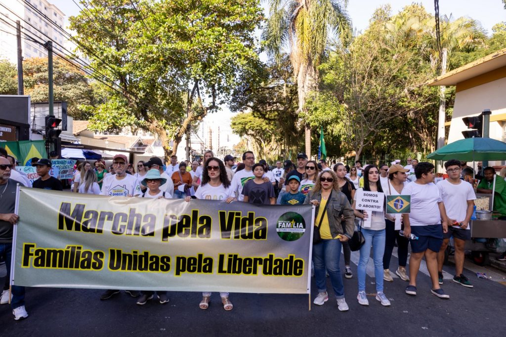 Marcha da Família contra o aborto no Vicentina Aranha