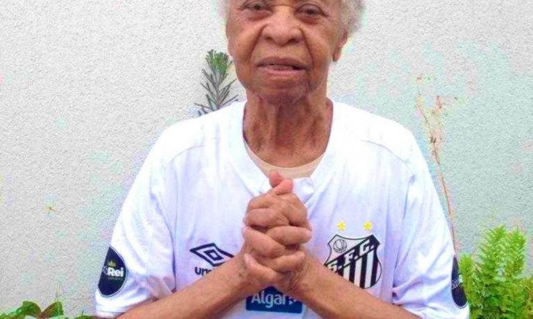 Morre aos 101 anos Dona Celeste, mãe de Rei Pelé